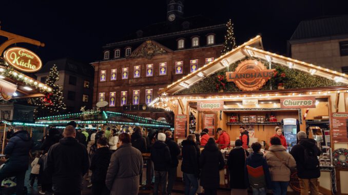 Adventsauftakt in Hanau mit Wintergold, Grinch und zahlreichen Nikolausaktionen