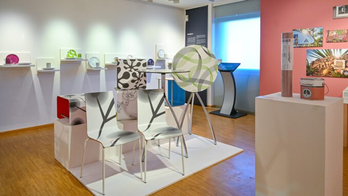 Ausstellung mit Werken von Lars Contzen in Großauheim wird bis 1. März 2026 verlängert und erweitert Ausstellung mit Werken von Lars Contzen in Großauheim wird bis 1. März 2026 verlängert und erweitert