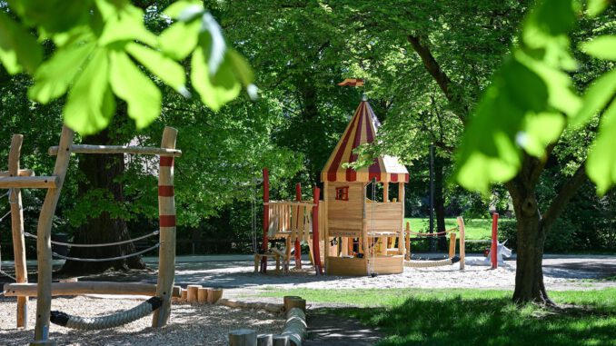 Erneuerter Spielplatz im Hanauer Schlossgarten öffnet am 11. Mai