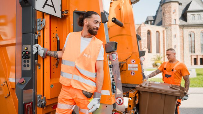 Hanau verlegt Abfuhr auf 5 Uhr und sperrt Wertstoffhof an einem Tag wegen Hitzewelle Hanau verlegt Abfuhr auf 5 Uhr und sperrt Wertstoffhof an einem Tag wegen Hitzewelle