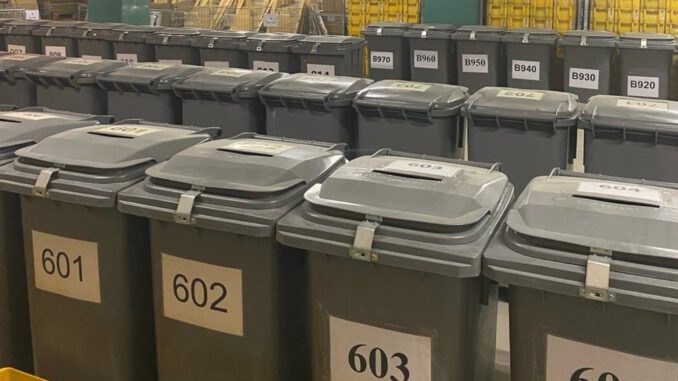 Hanau wirbt um rund 800 Wahlhelferinnen und Wahlhelfer für die Kommunalwahl am 15. März 2026