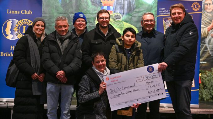 Hanauer Adventskalender erlöst 30.000 Euro für Kinder und Jugendprojekte