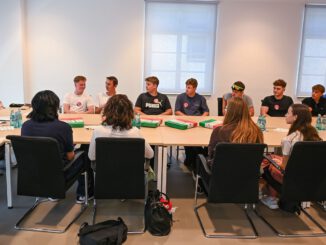 Neunzehn Auszubildende beginnen ihre Ausbildung bei der Stadt Hanau
