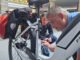 Polizei kennzeichnet Fahrräder in Hanau zur Diebstahlprävention