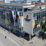 Sommersport an ungewöhnlichen Orten: Yoga, HIIT und Zumba im Stadthof