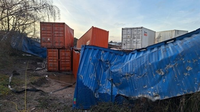 Sprengung in Großauheim abgeschlossen: Sperrungen aufgehoben, Bahnverkehr wieder regulär Sprengung in Großauheim abgeschlossen: Sperrungen aufgehoben, Bahnverkehr wieder regulär