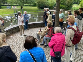 Zehn Jahre Märchenpfad in Hanau: Geführte Spaziergänge stellen elf Skulpturen und Erzähltradition vor